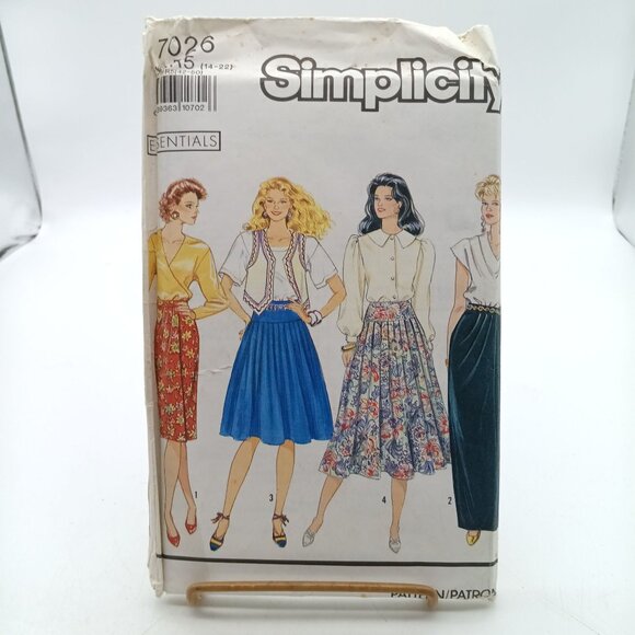 UNCUT Simplicity Vintage Sewing Pattern 7026 Misses Skirts Size 14-22 1990 - Picture 1 of 2